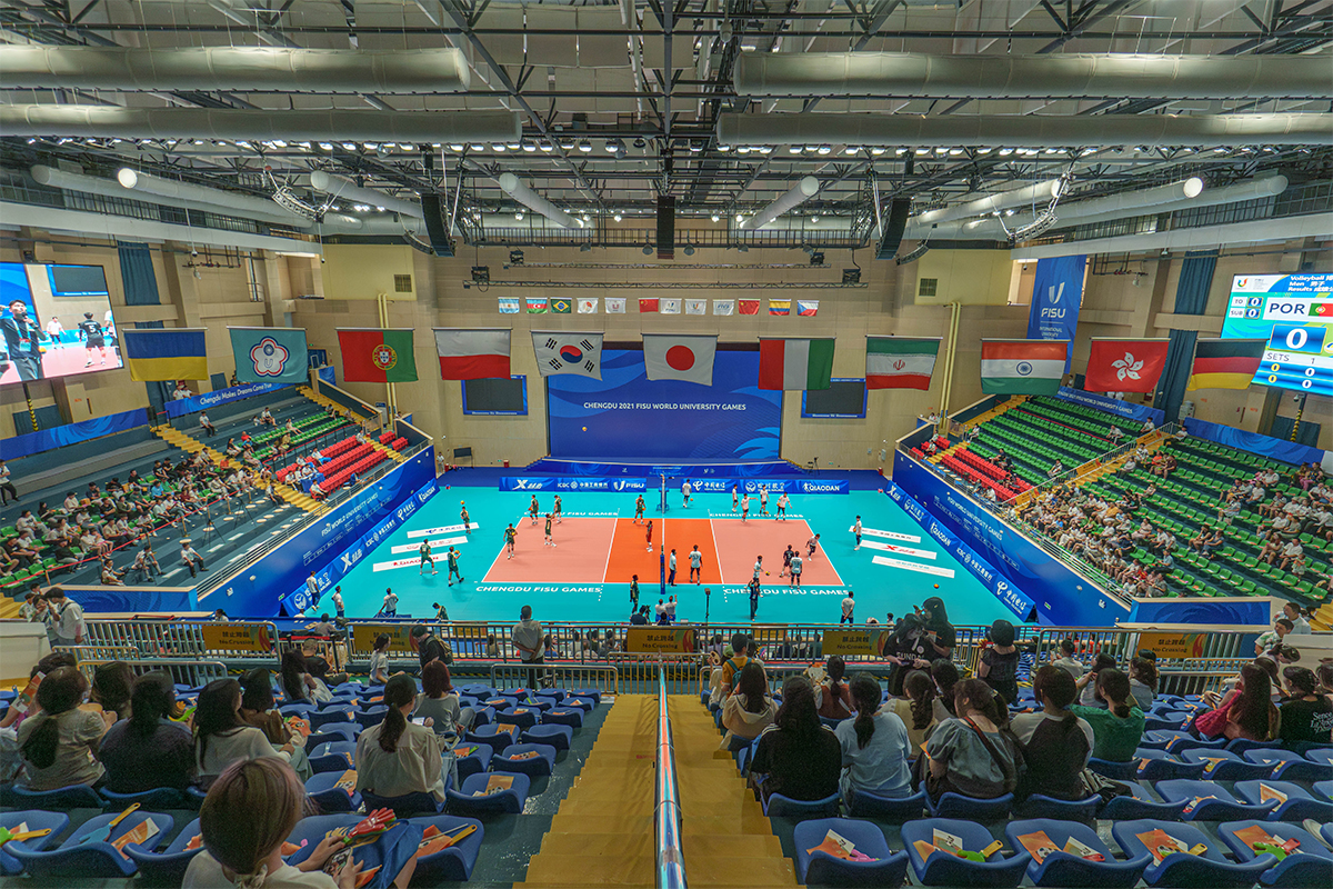 LED体育照明选哪家：专业化解决方案推动行业发展