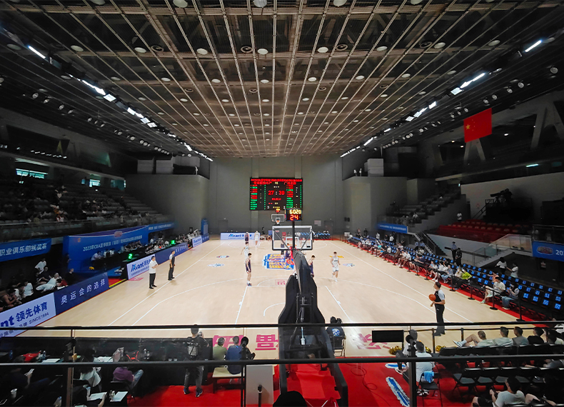 从职业赛事到基层赛场:专业体育照明的分级适配之道